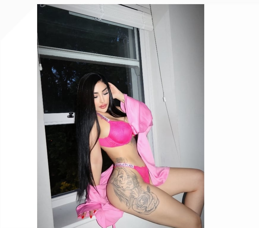 Escorts Buckinghamshire Milton Keynes - Photos for BRAZILIAN BRUNETTE 🔥🇧🇷 GFE ❤️‍🔥