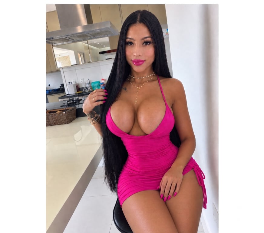 Escorts Essex Basildon - Photos for 🇧🇷Beautiful and Sexy Brazilian Girl 24 7🍭🇧🇷