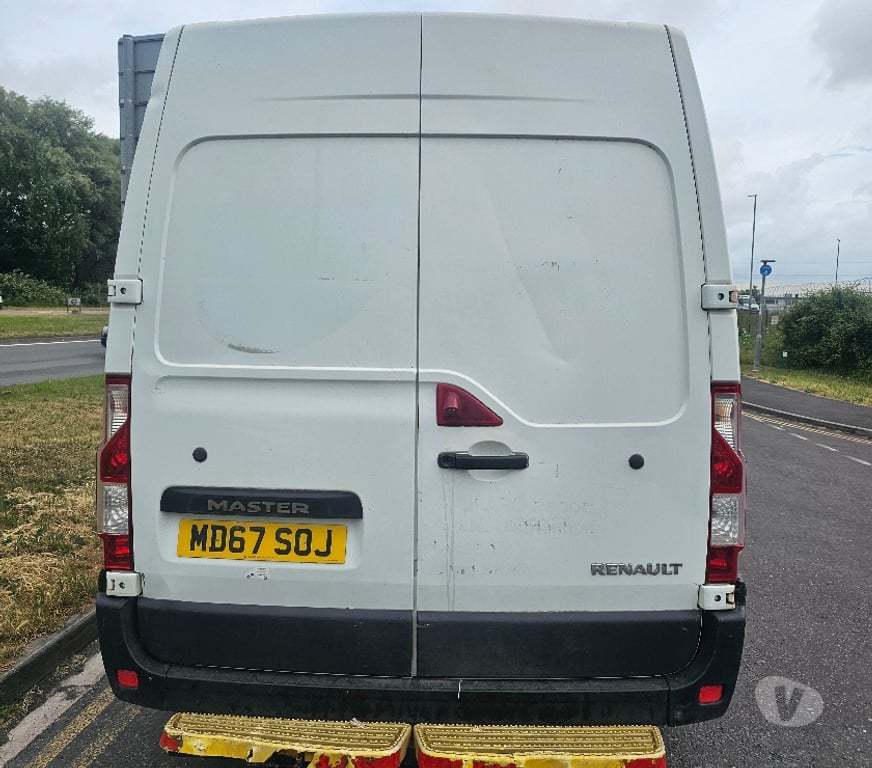 used cars for sale Somerset Bridgwater - Somerset - Photos for Renault master Van