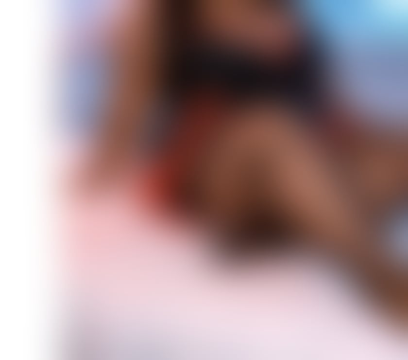 Escorts Buckinghamshire High Wycombe - Buckinghamshire - Photos for Miss Desire is hosting at HP12! Your Hottest Obsession