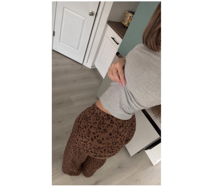 Escorts West Northamptonshire Northampton - West Northamptonshire - Photos for **PETITE — SASSY & VERY CHEEKY** Liz