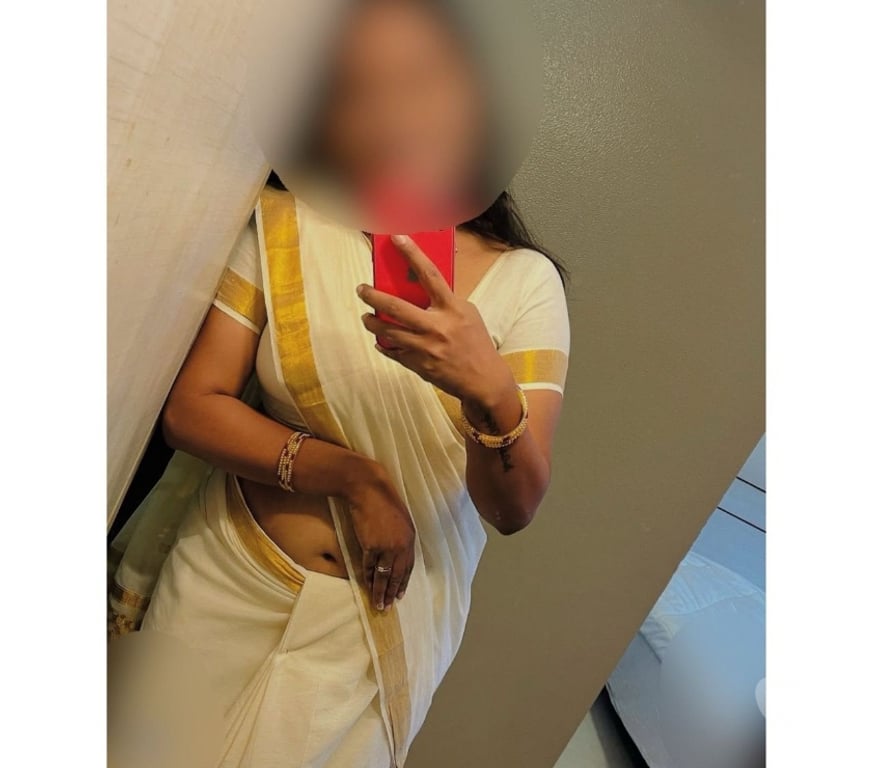 Escorts East London Barking Station - East London - Photos for SOUTH INDIAN TAMIL NADU GIRL KEERTHI