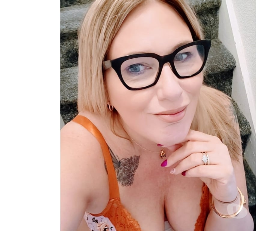 Escorts North Yorkshire Middlesbrough - Photos for English curvy milf rachel