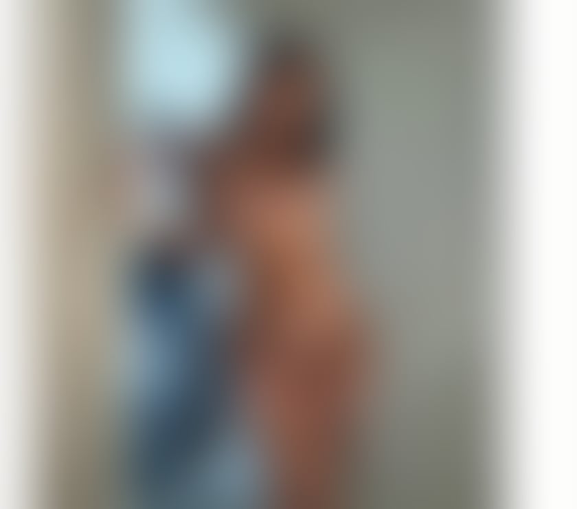 Escorts Milton Keynes City Centre Milton Keynes - Photos for 💋Rosalia party Girl ,Fun Flirty & Unforgettble🥂