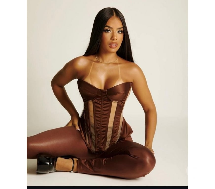 Escorts North Yorkshire Scarborough - North Yorkshire - Photos for YARA BRAZILIAN BRUNETTE 🇧🇷🥰