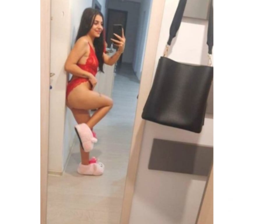 Escorts West Yorkshire Leeds - Photos for Sonya 💥Real 💯party girl .o.w.o .kissing