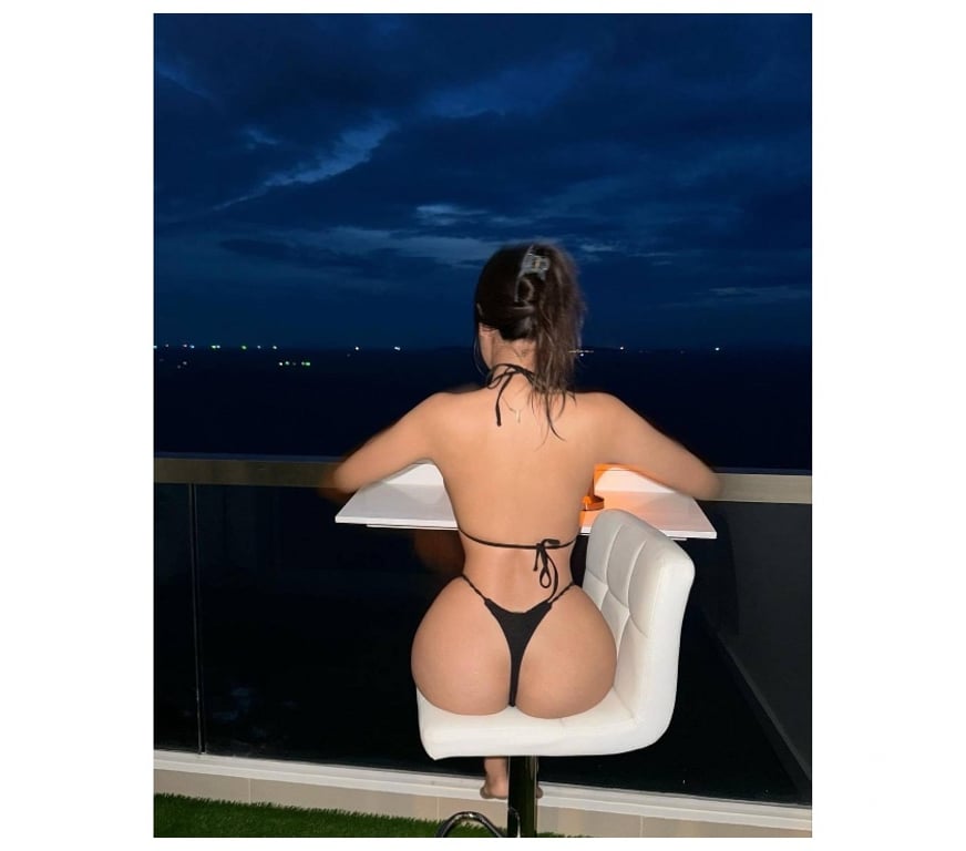 Escorts West Sussex Crawley - Photos for Hi Guys I'm lava Thai girl best service real pic 💯