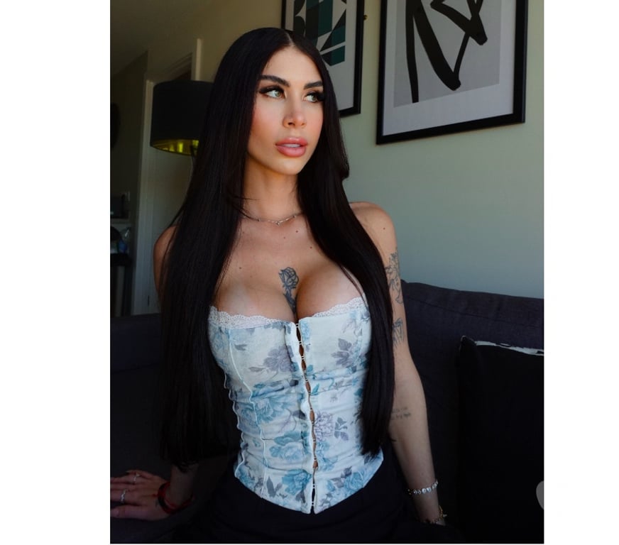 Escorts Nottinghamshire Nottingham - Photos for Megan stunning Brazilian 🇧🇷😍