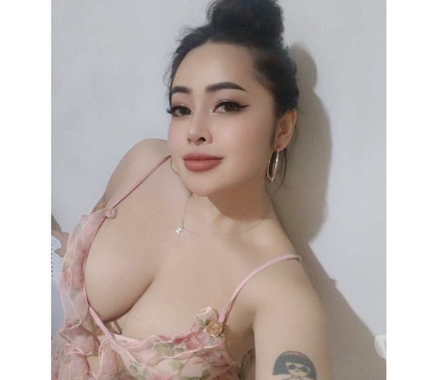 Escorts Dorset Bournemouth, Christchurch and Poole - Photos for Hi guys I'm Abigail Thai lady nice ass best service