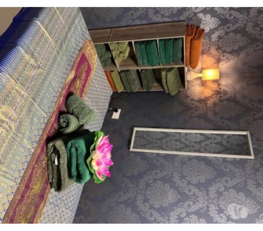 Full body massage Hertfordshire Dacorum - Photos for Relax and waxing service