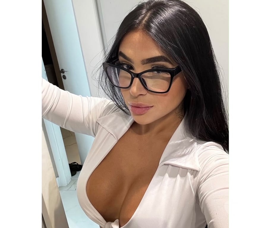 Escorts Derbyshire Derby - Photos for Paola Hot Brunette🔥Party 😜🔥😘
