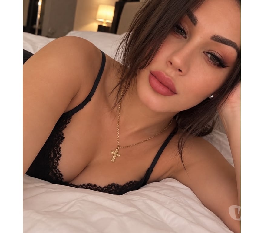Escorts East London South Woodford - East London - Photos for Karina erotic massage 💆🦶🏻