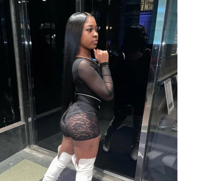 Escorts Kent Maidstone - Photos for Kelly chocolate Ebony girl Maidstone