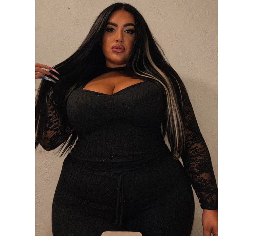 Trans Escorts North West London Sudbury - North West London - Photos for FAT ASS AMELIA BABE NEW AMD HORNY RN 🍆🍑