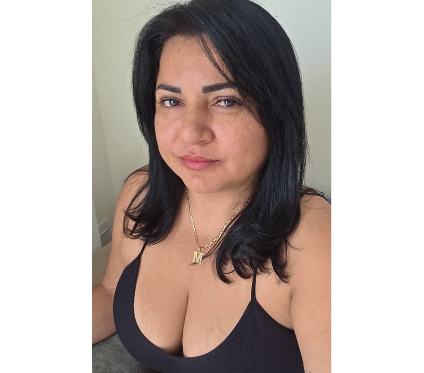 Escorts Kent Gravesham - Photos for Julie GFE brazilian 🇧🇷🇧🇷