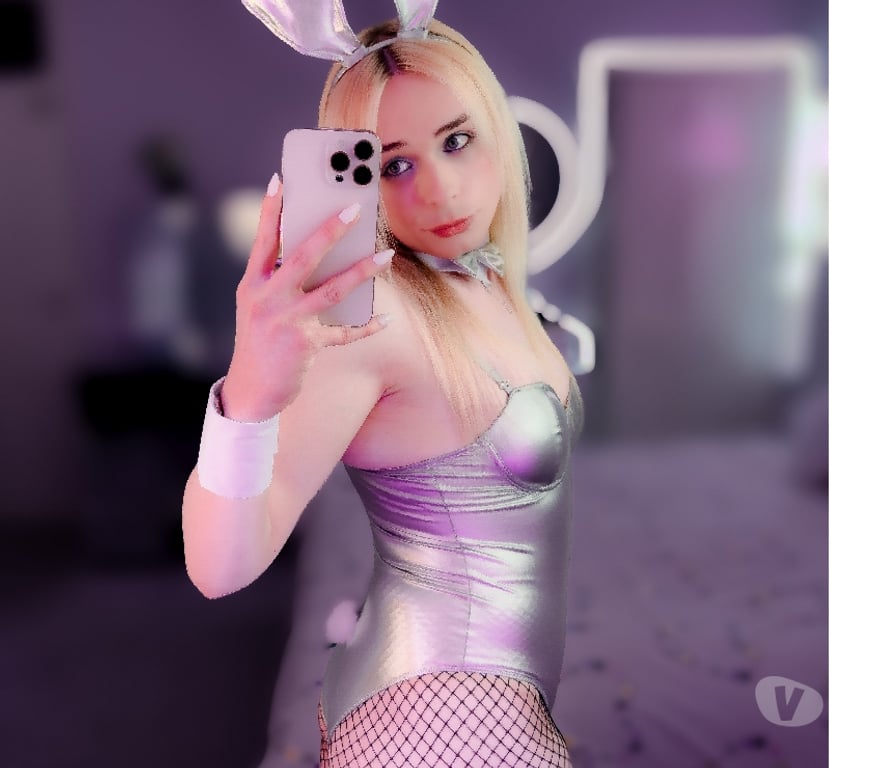 Trans Escorts Norfolk Norwich - Photos for TS Xstrogen - Classy Sophisticated Blonde