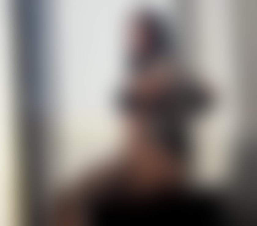 Escorts North West London Park Royal - North West London - Photos for Brazilian Tattooed Girl