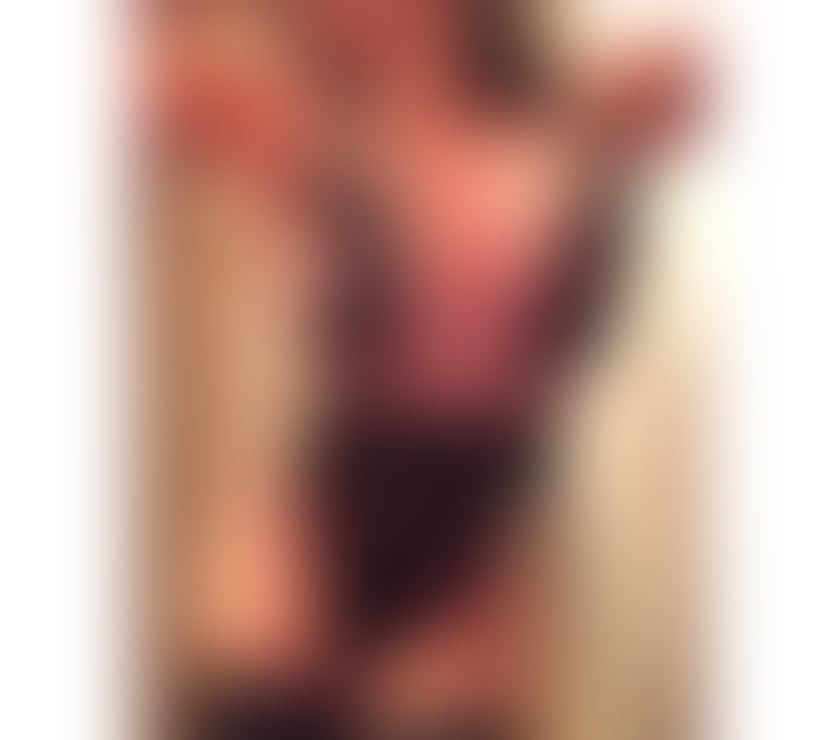 Escorts Fife Dunfermline - Fife - Photos for MATURE LADY 42yrs LATEX LOVER