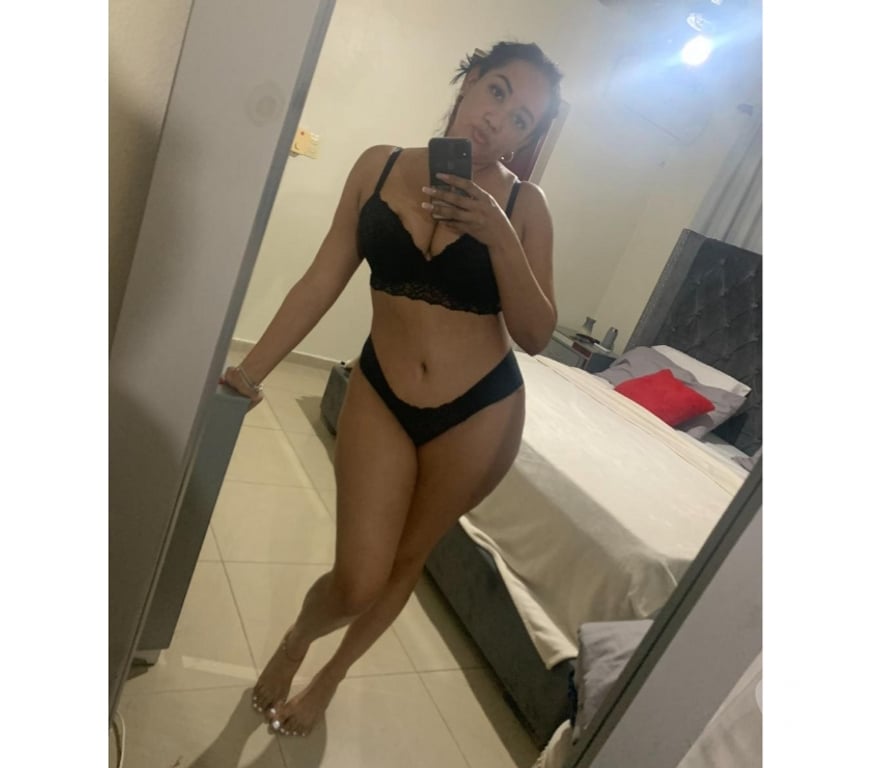 Escorts Barking and Dagenham Romford - Barking and Dagenham - Photos for Party girl in your area for this week