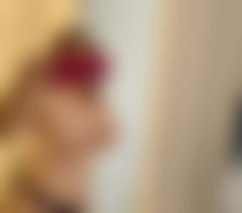 Trowbridge - Wiltshire — Hot Latina Helena