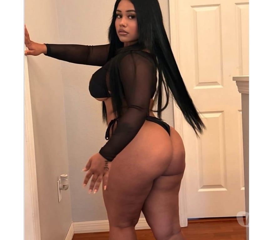 Escorts South East London Bellingham - South East London - Photos for PARTY LIGHT skin BIG BUM 🥰