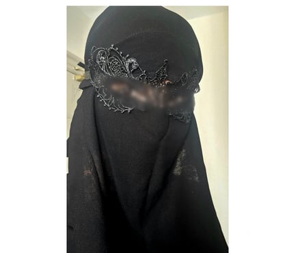 Escorts and Massages Wakefield City Centre Wakefield - Photos for British Asian Escort. Outcalls Only