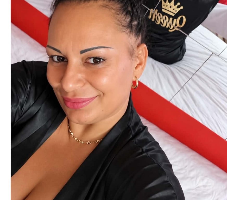 Escorts North West London Colindale - North West London - Photos for Sexy Simona Milf Best OWO and CIM