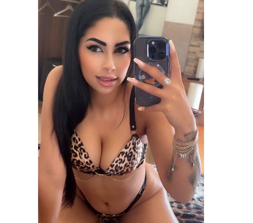 Escorts West Yorkshire Leeds - Photos for Maya Latino party