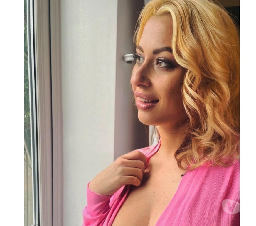 Escorts North West London Kilburn - North West London - Photos for 🩷🩷Sweet Mia🩷🩷
