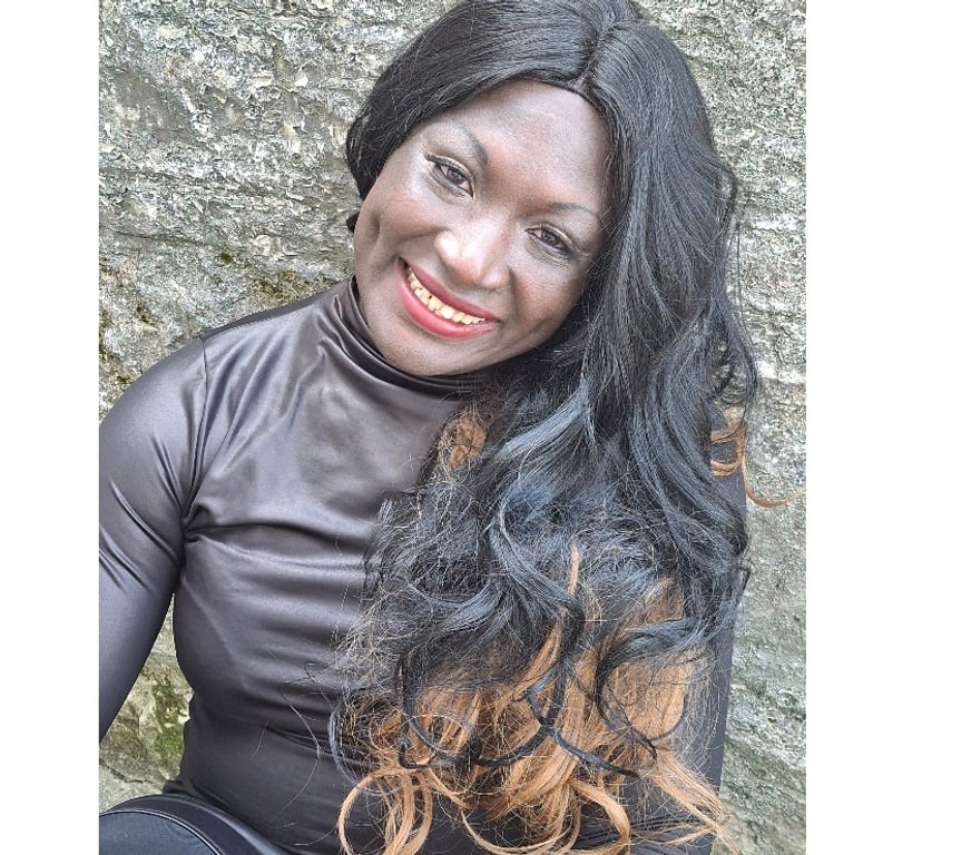 Trans Escorts Bracknell Forest Bracknell - Bracknell Forest - Photos for in bracknell from wed 23rd sept to sun morning 27th sept