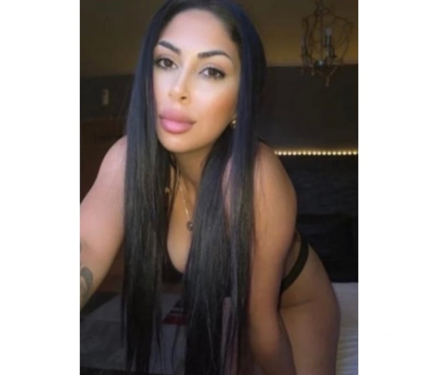 Escorts West Yorkshire Leeds - Photos for Evelin incall outcall party
