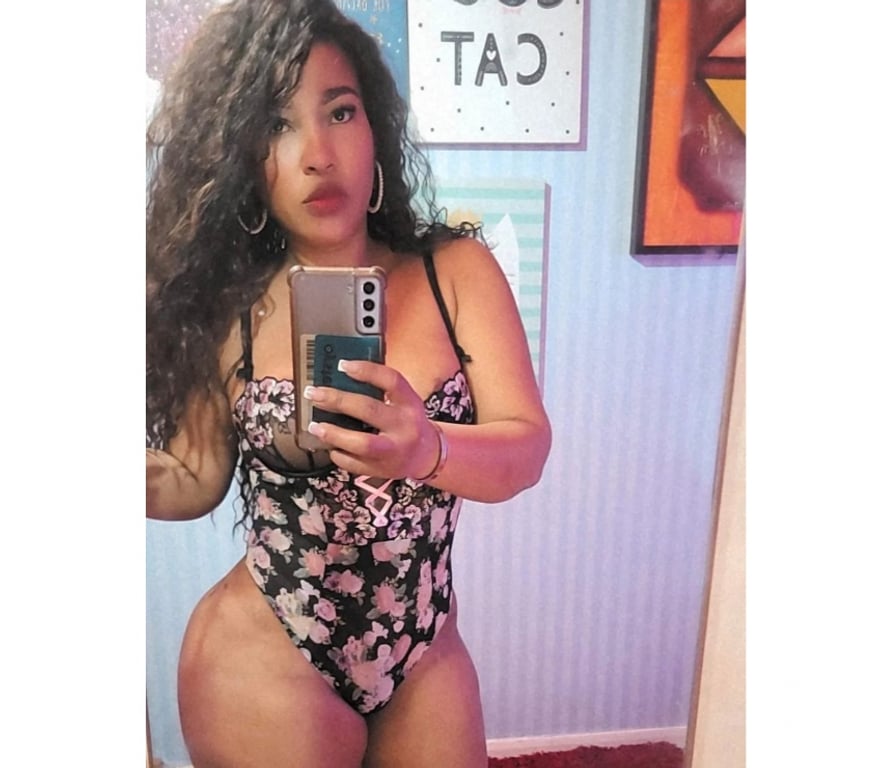 Escorts South Yorkshire Sheffield - Photos for 🔥 ALANA HORNY LATINA 🔥 LETS HAVE FUN 😈