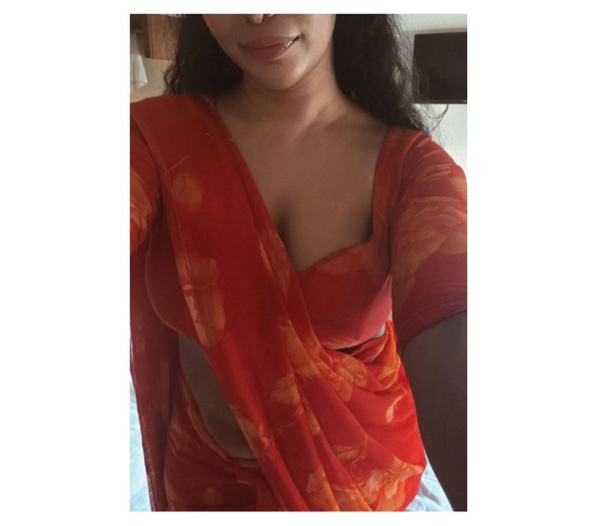 Escorts West London Hounslow - Photos for malar south indian tamil asian