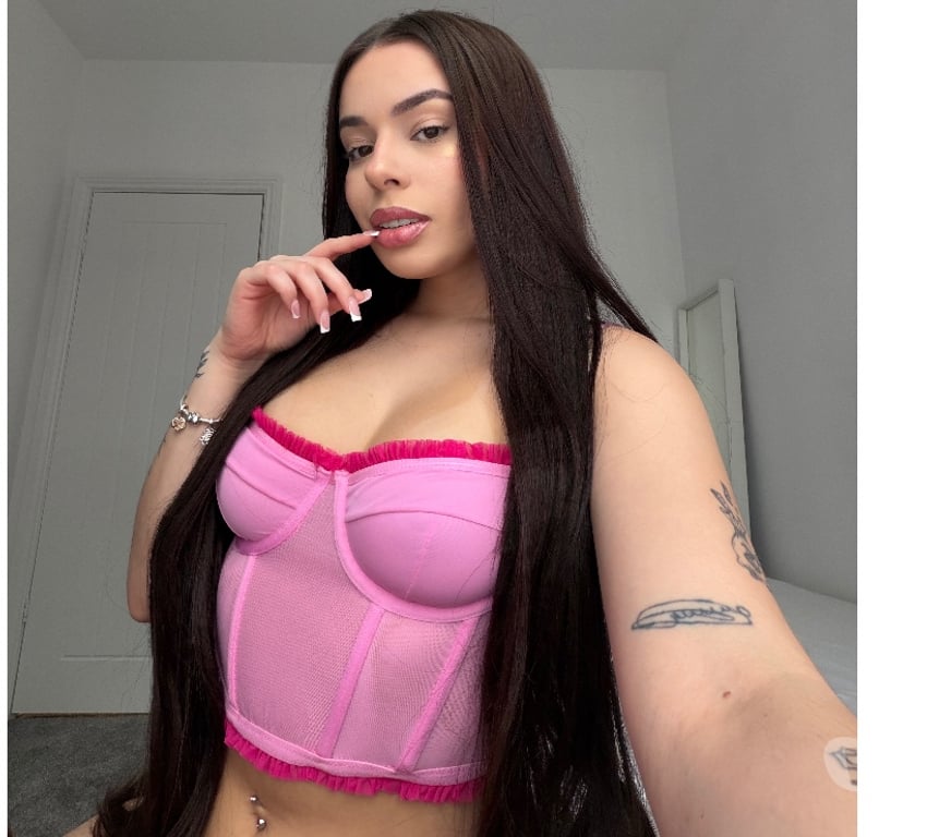 Escorts West Midlands Birmingham - Photos for Ariana Brazilian 🇧🇷 new in town 💋