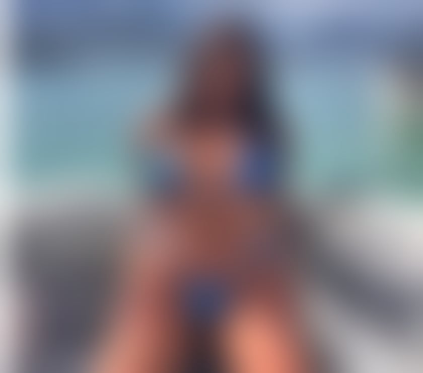 Eastbourne Town Centre - Eastbourne — 🔥😈 Come have some fun, hot and sexy brunette 🔥😍