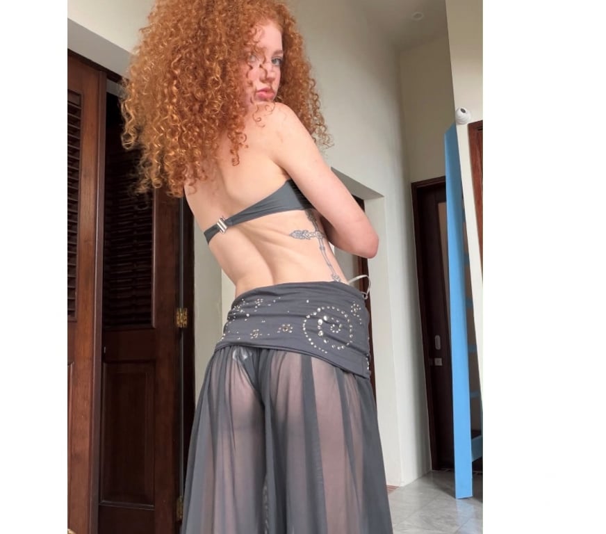 Escorts Buckinghamshire Milton Keynes - Photos for GINNY🦊18 Y.O😈THE BEST GF EXPERIENCE🧡24H ON🔥