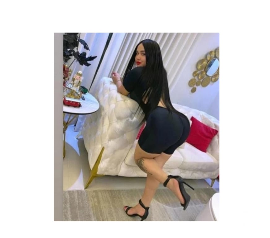 Escorts Bedfordshire Luton - Photos for Brunette ready for domination