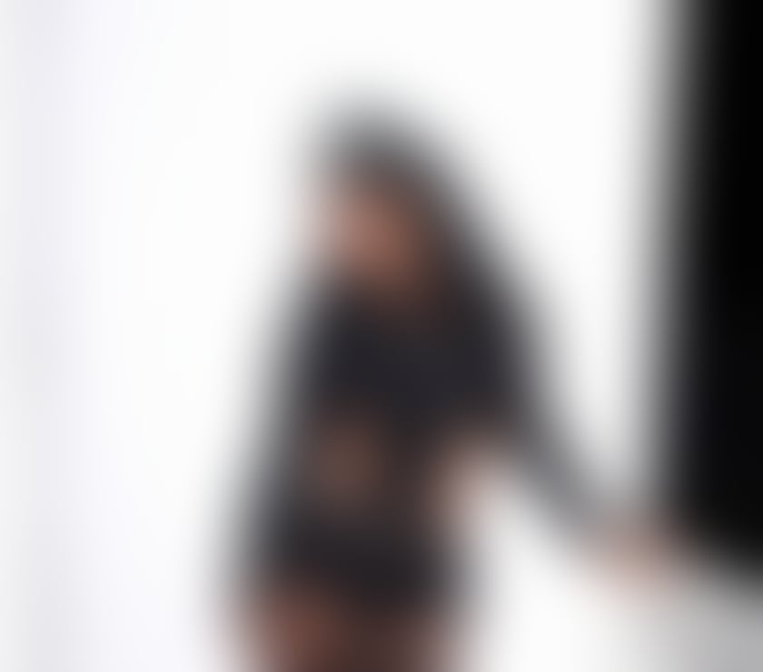 Escorts West London West Kensington - West London - Photos for Naughty Colombian transsexual completes huge endowment