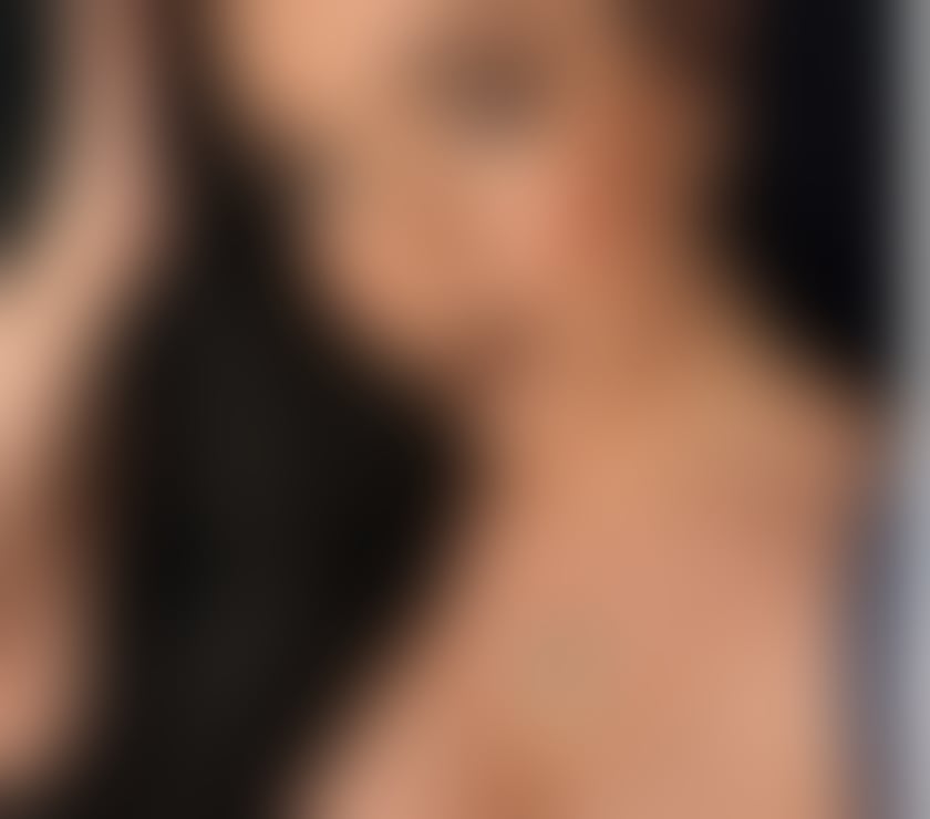 Horny Housewife Holly | 38G Natural Boobs +447386187989