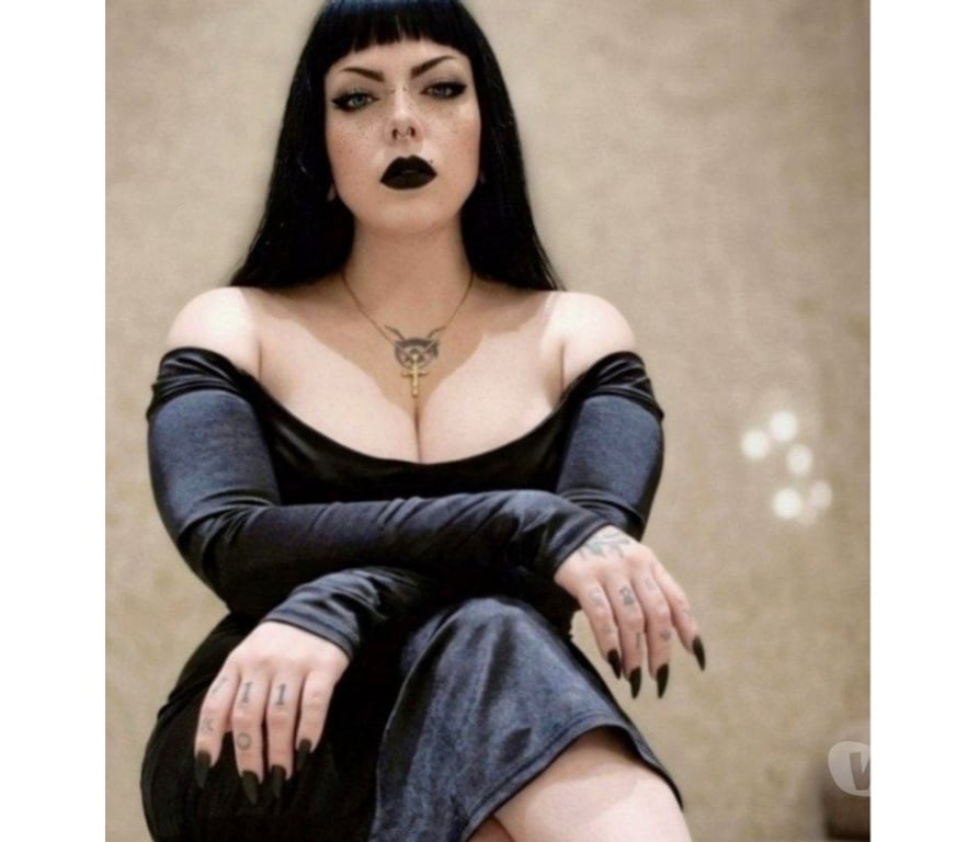 Adult Entertainment South East London Abbey Wood - South East London - Photos for LATINA GOTH GIRL