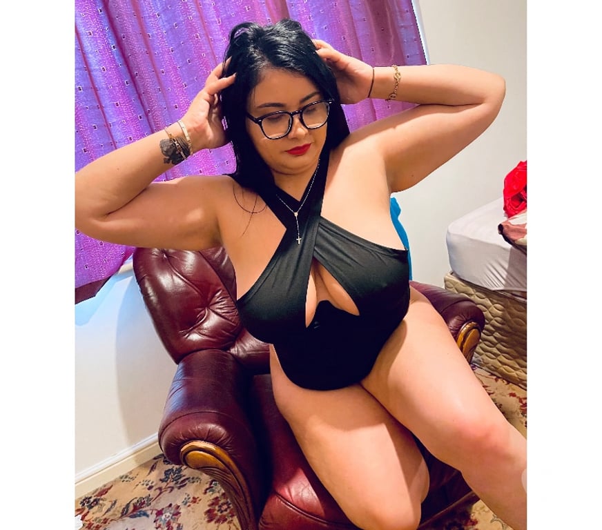 Escorts Wiltshire Swindon - Photos for SWEET AND INNOCENT NEW GIRL🔥IN-OUT