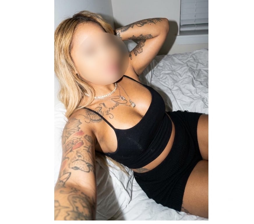 Escorts Hertfordshire Watford - Photos for CAROL NEW BUSTY AND BIG ASS💦HIGH CLASS QUALITY BOMBSHELL