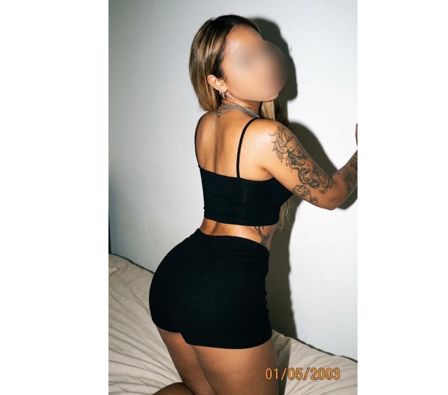 Escorts Hertfordshire Watford - Photos for CAROL NEW BUSTY AND BIG ASS💦HIGH CLASS QUALITY BOMBSHELL