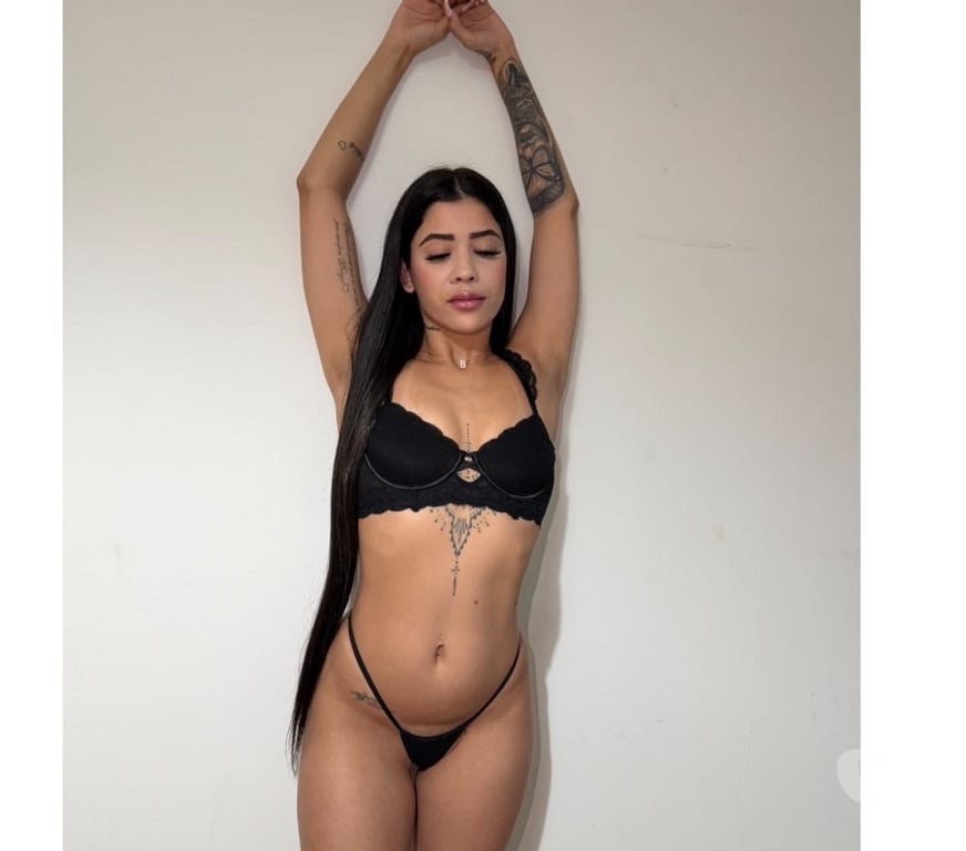 Escorts Essex Southend-on-Sea - Photos for SARA PETITE GFE🩷LITTLE 🇧🇷NO RUSH 🩷