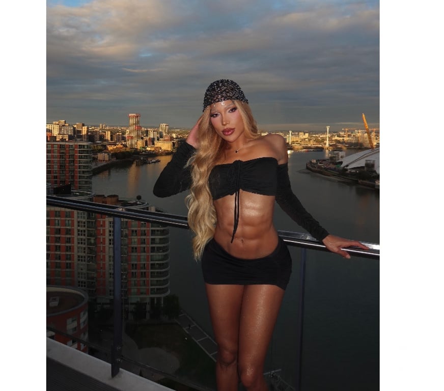 Trans Escorts East London Canary Wharf - East London - Photos for YOUNG TS LATINA 😈 THE BEST CHOICE 💦👅 FULL SERVICE