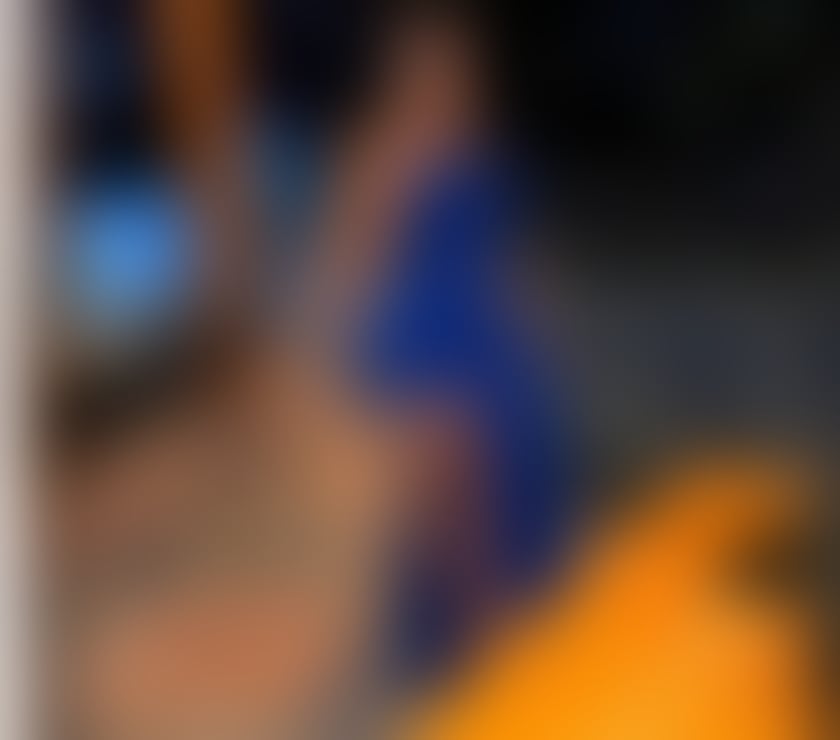 Hi guys, I'm new in town, would you like to meet me
