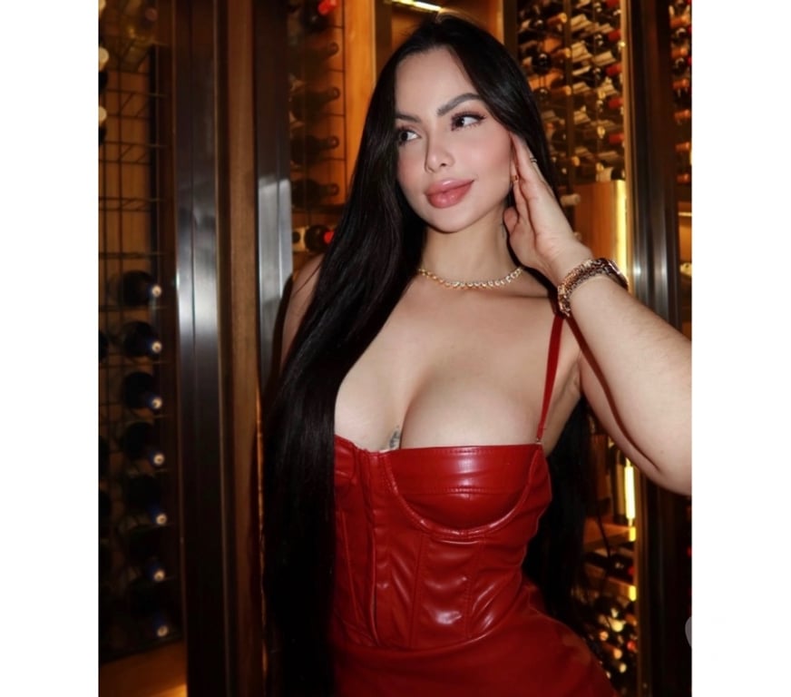 Escorts South West London Wimbledon - South West London - Photos for 💯 REAL PIC 🔥 ATTRACTIVE GIRL FOR COMPANY 💋