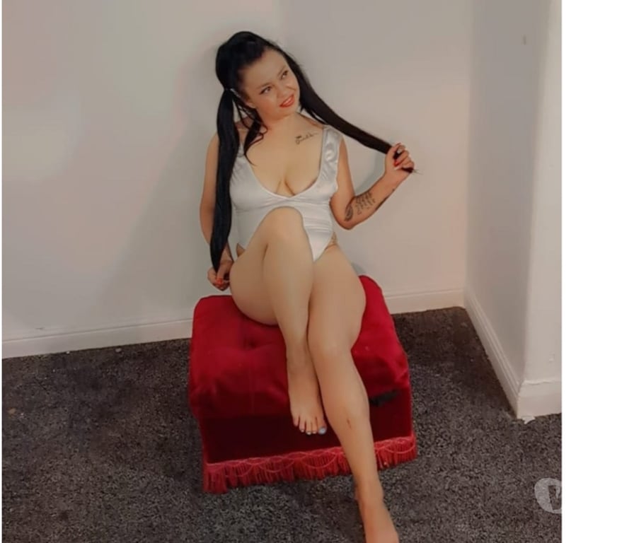 Escorts Greater Manchester Manchester - Photos for Sarah Party girl best bj in town no rush