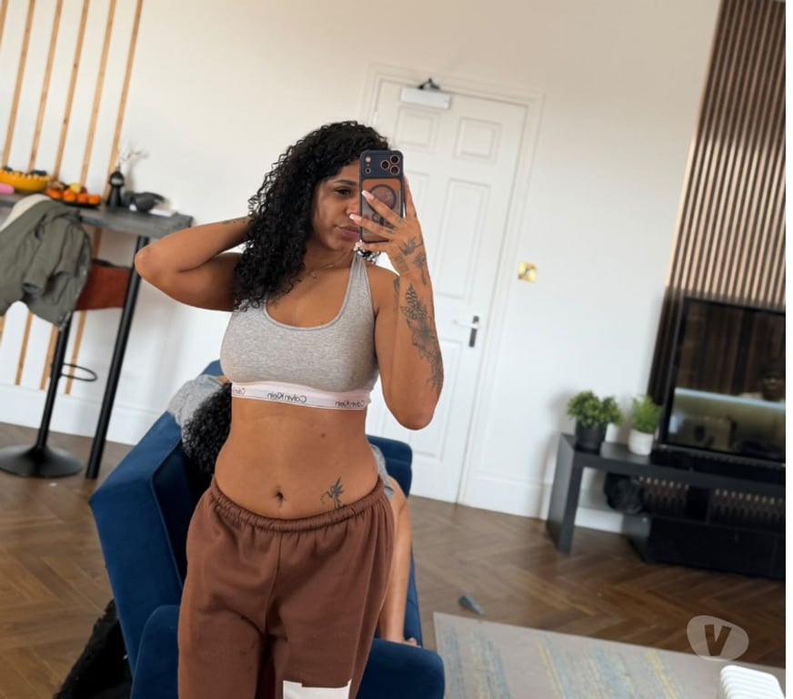 Escorts Wiltshire Swindon - Photos for Larissa ❤️‍🔥GFE! Best Service in Town