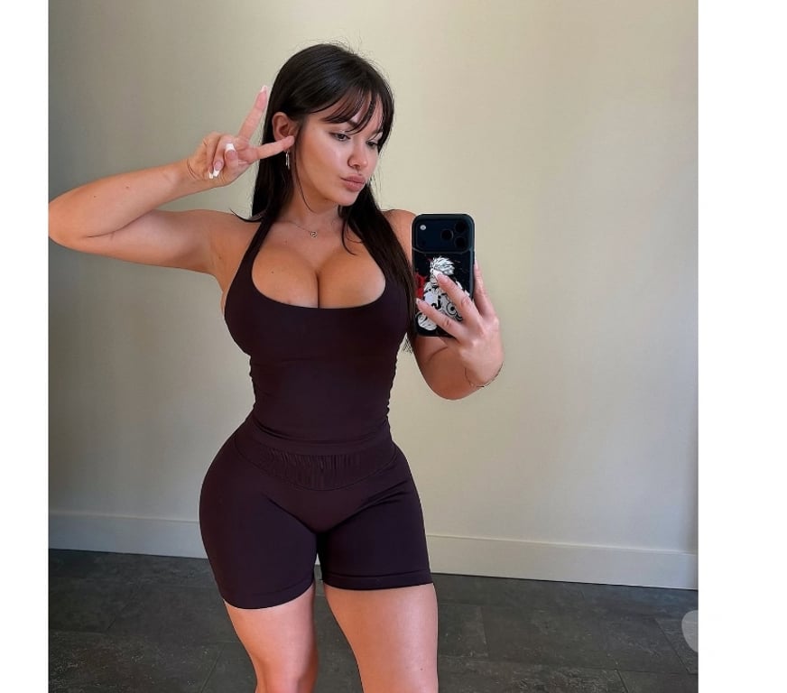 Escorts North London Edmonton - North London - Photos for Lovely🤩escort👅bella